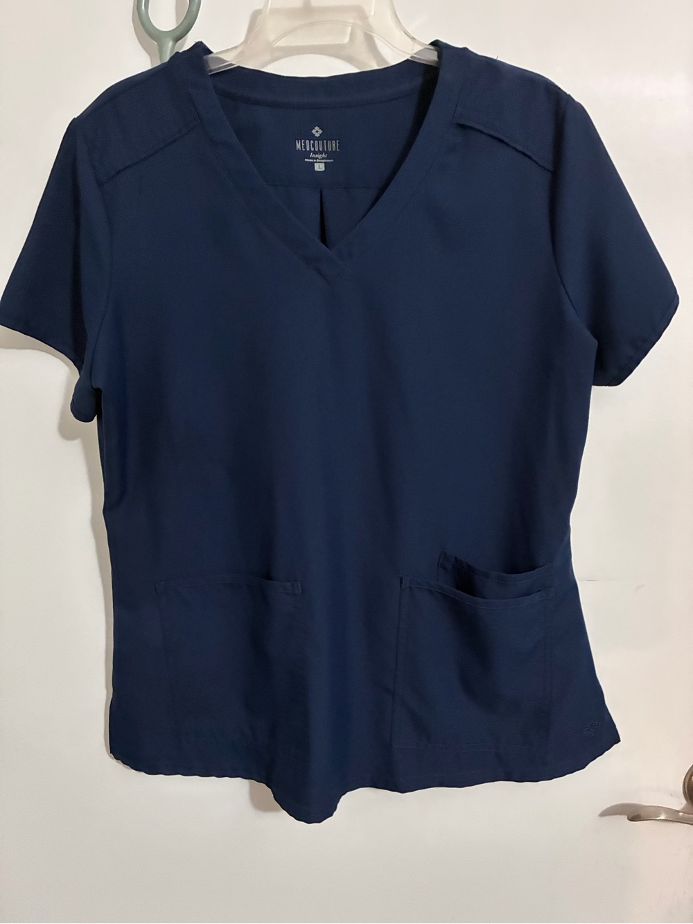 Med Couture Navy V-Neck Short Sleeve Scrub Top